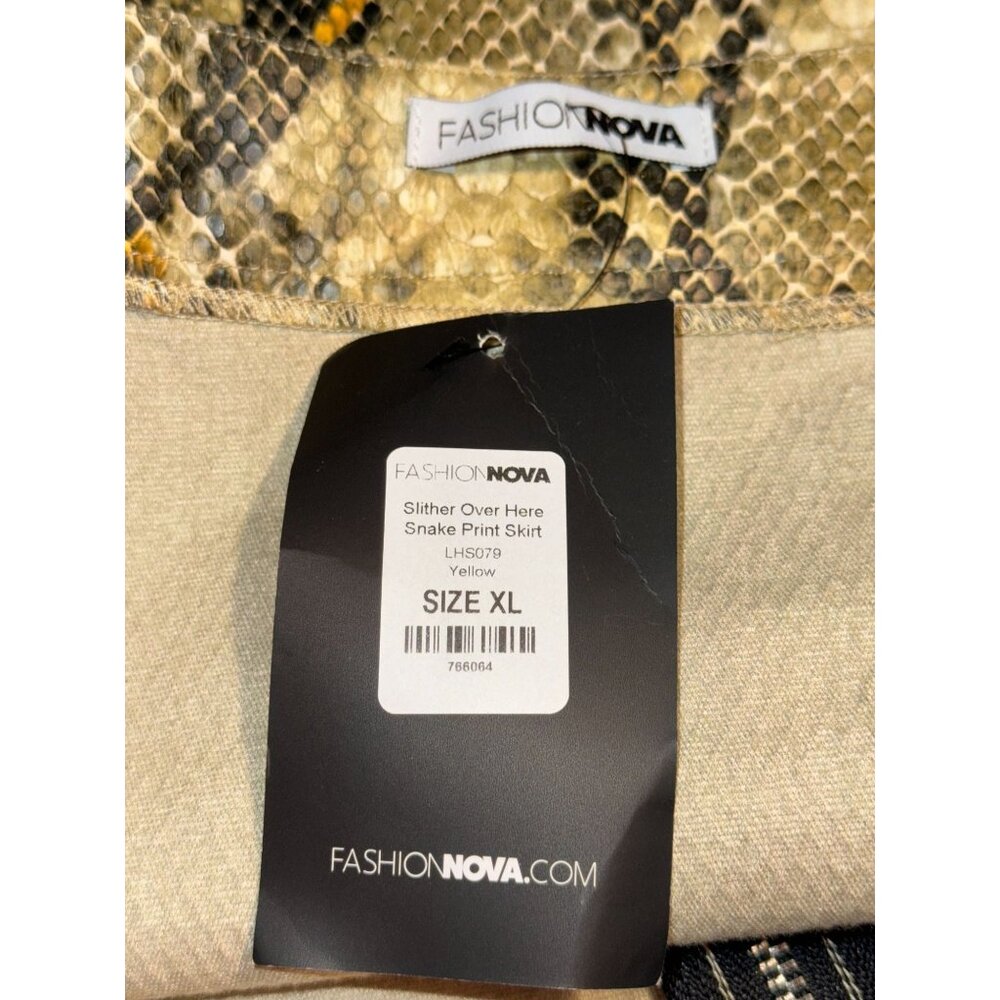 Fashion Nova Slither Over Here Snake Print Skirt Women Size XL - Picture 8 of 8